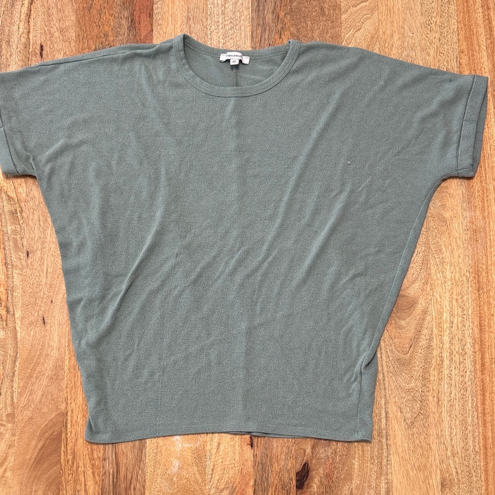 Francesca's Collections Olive Short Sleeve Tee